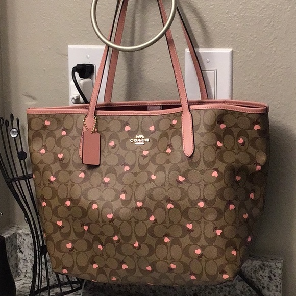 Coach Handbags - Coach purse